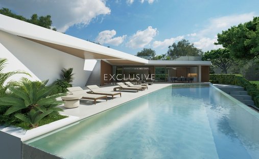 Villa in Vale do Lobo, Almancil, Portugal 1