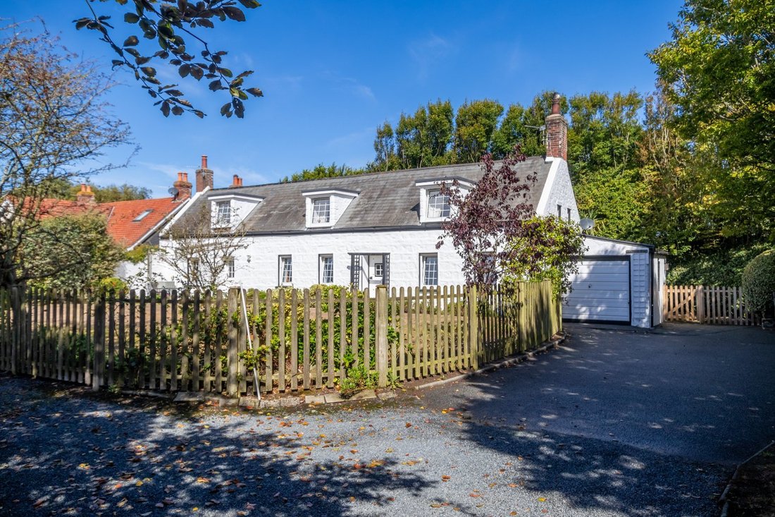 House in England 1 - 16277662