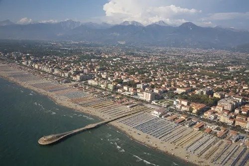 Apartment in Camaiore, Tuscany, Italy 4 - 16277675