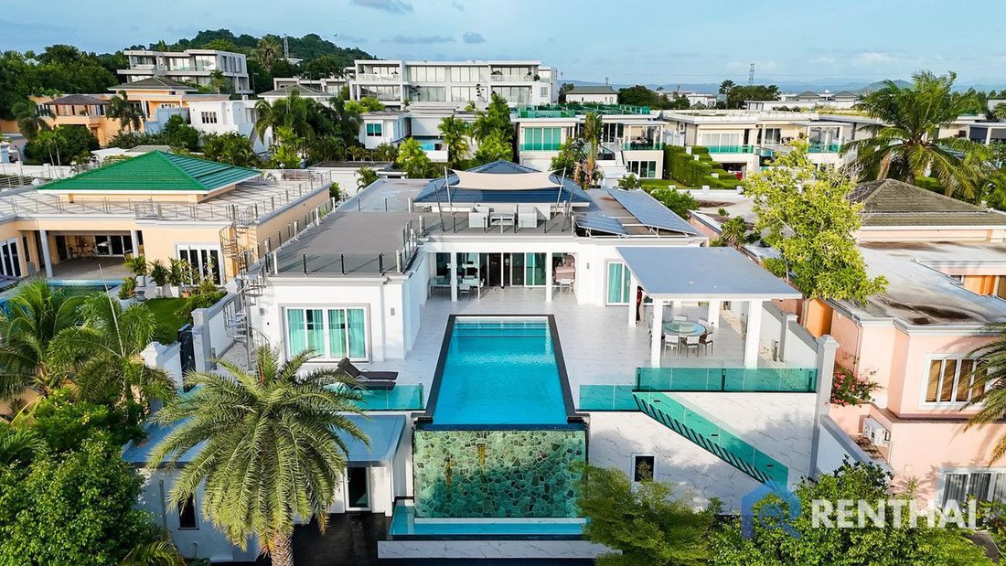 Villa in Pattaya City, Chon Buri, Thailand 1 - 16277643
