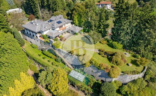 Villa in Historic Center, Biella, Piedmont 1