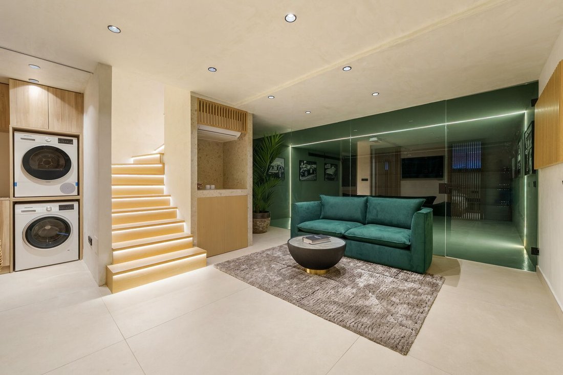 Townhouse in Marbella, Andalusia, Spain 4 - 16277975
