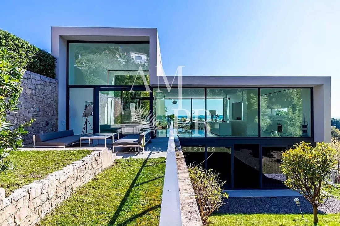 Villa in Les Paluds-Lauvert, Vallauris, France 1 - 14386263