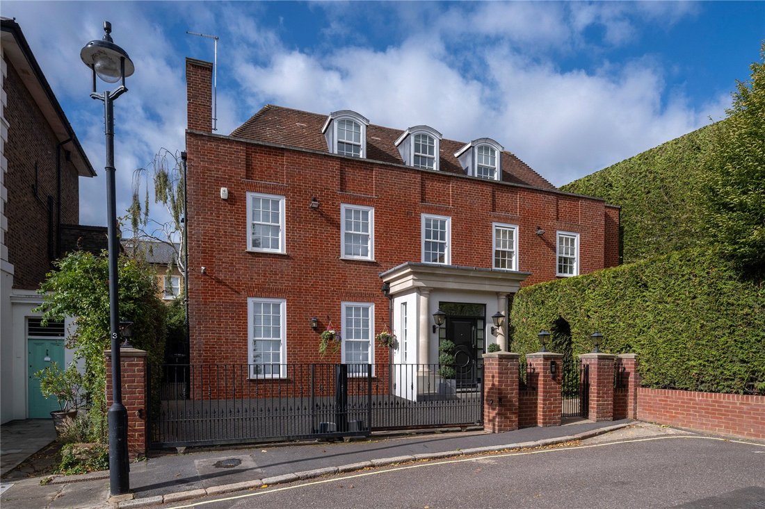 House in St John's Wood, Westminster, England 1 - 16278189