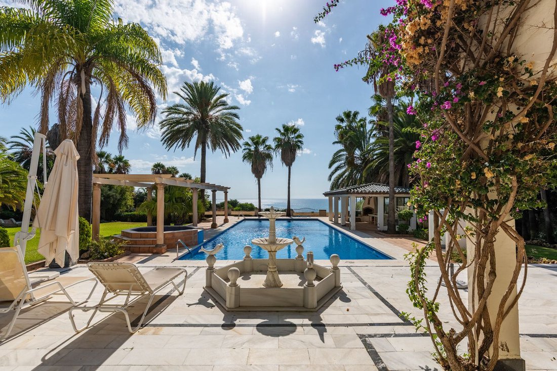 Villa in Estepona, Andalusia, Spain 1 - 16277796