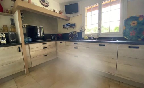 Villa en Flayosc, Provenza-Alpes-Costa Azul, Francia 1