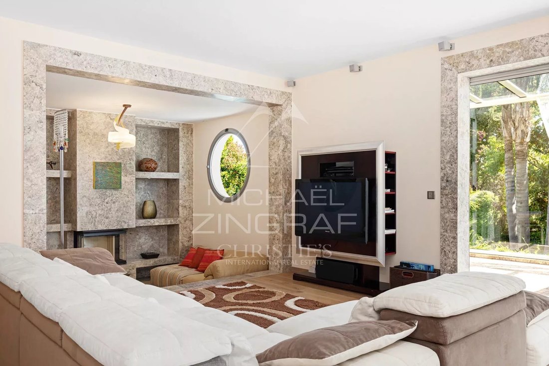 Villa in Antibes, Provence-Alpes-Côte d'Azur, France 5 - 16277688