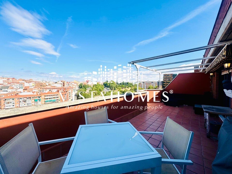 Exclusive Penthouse With Terrace And Privileged In Carabanchel, Madrid ...