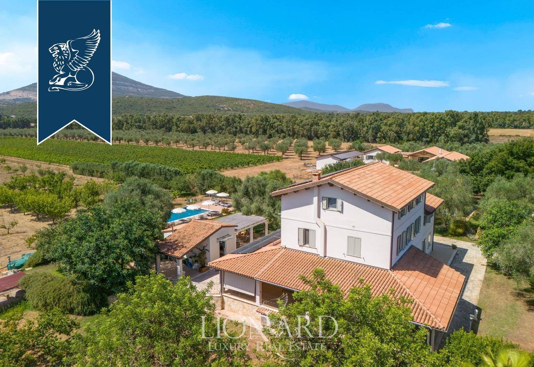Villa in Alghero, Sardinia, Italy 3 - 16279808