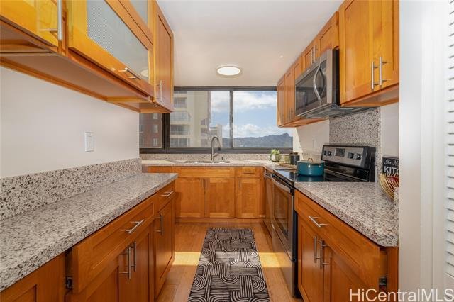 Condo in Honolulu, Hawaii, United States 5 - 16280407