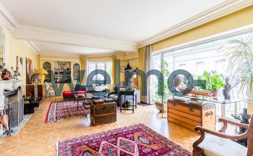 Apartment in Capucins-Saint Michel-Nansouty-Saint Genès, Bordeaux, France 1