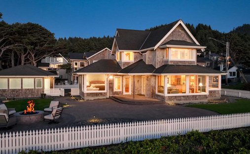 House in Cannon Beach, Oregon, United States 1