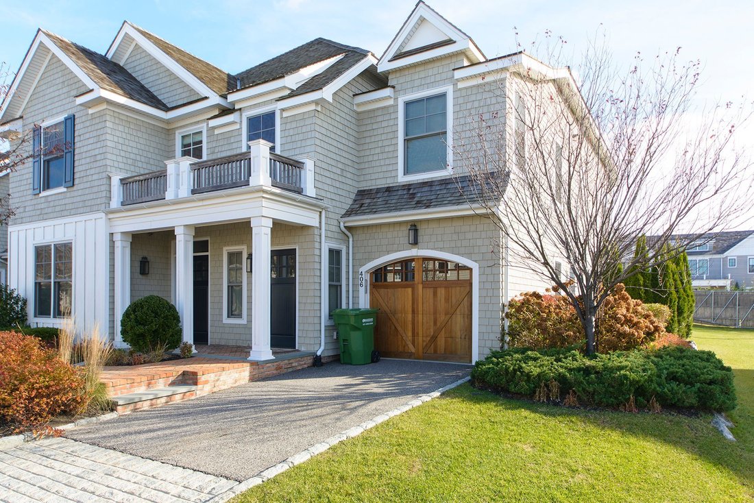 Southampton, New York, United States 1 - 16279917