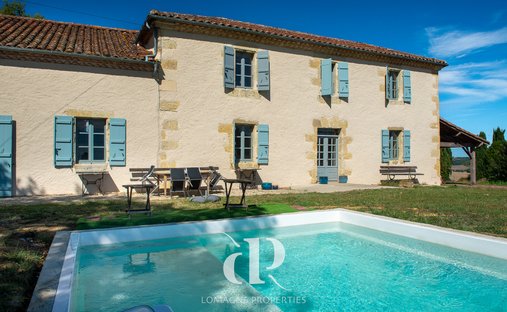 Château Vic Fezensac 503.14 Sqm 9 Rooms