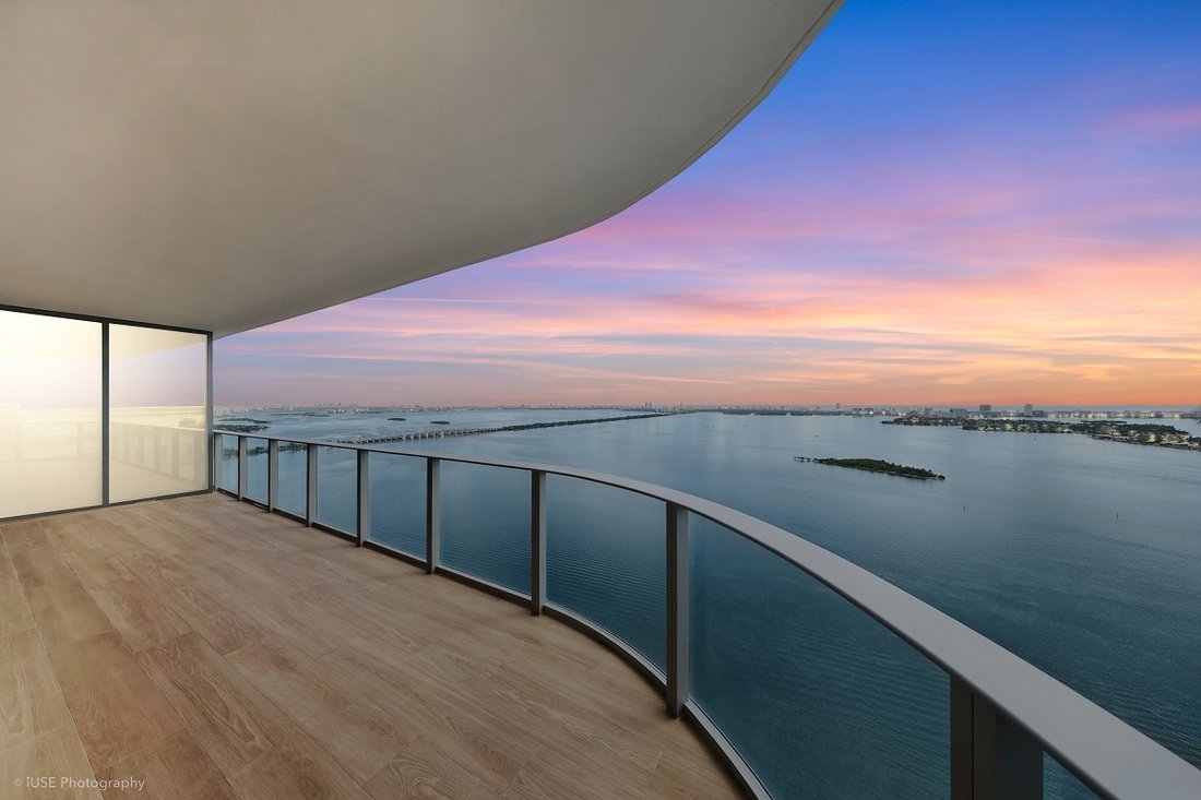 Condo in Miami, Florida, United States 4 - 16279767