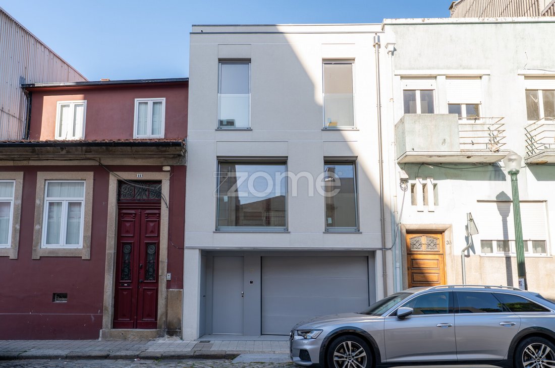 House in Paranhos, Porto District, Portugal 2 - 16279873
