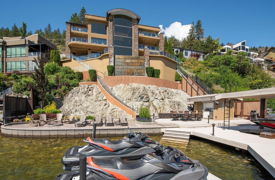 House in West Kelowna, British Columbia, Canada 3 - 16280127