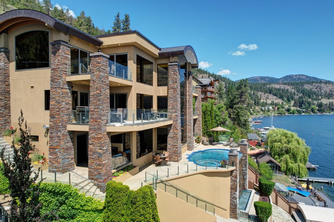 House in West Kelowna, British Columbia, Canada 2 - 16280127