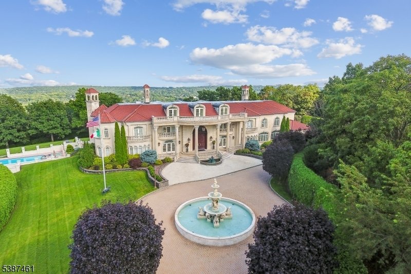 House in Cedar Grove, New Jersey, United States 1 - 16280175