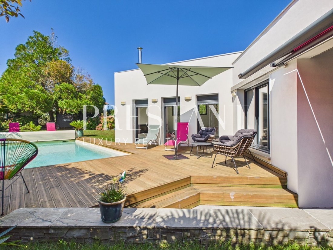House in Anglet, Nouvelle-Aquitaine, France 1 - 16279694