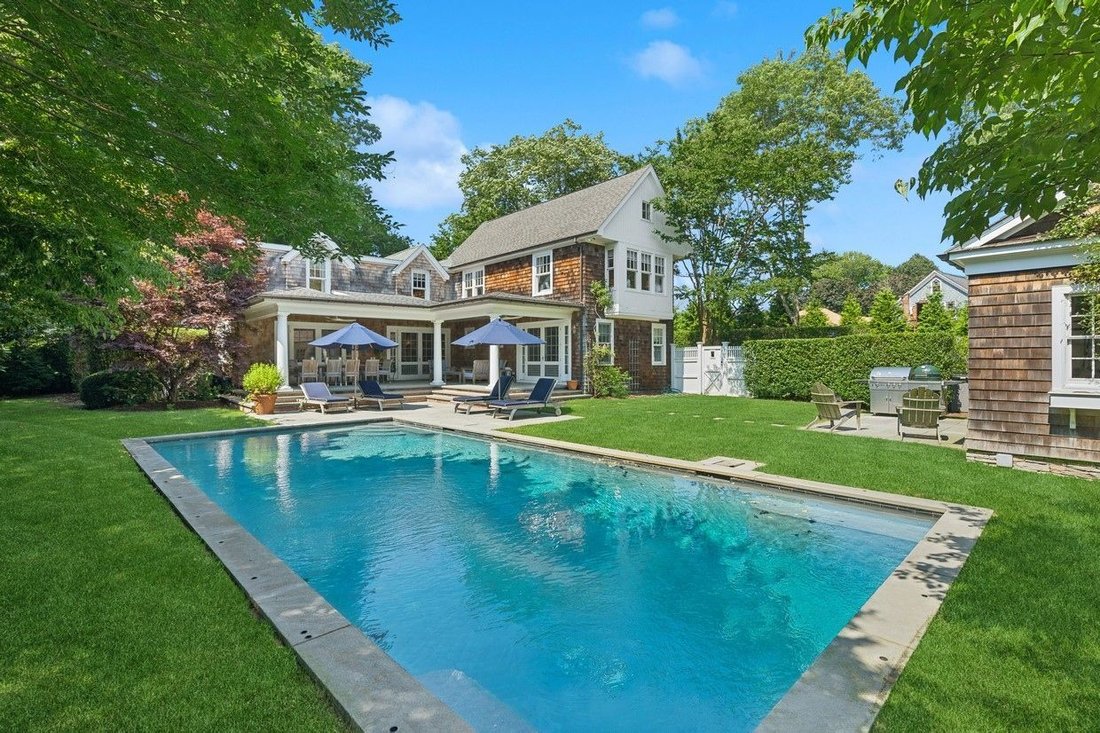 Southampton, New York, United States 1 - 16279955