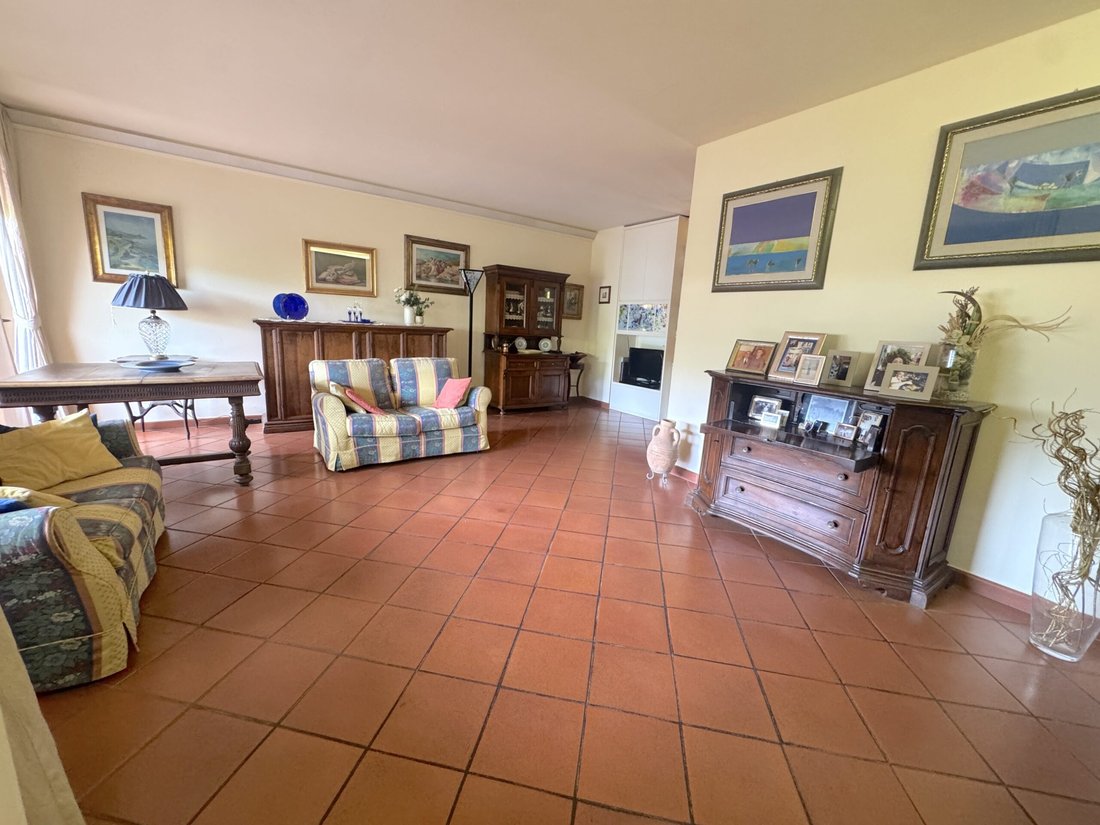 House in Vaiano, Tuscany, Italy 2 - 16279138