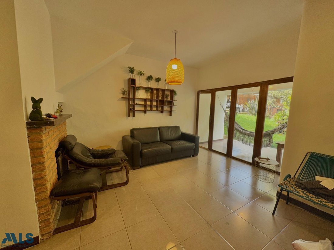 House in Santa Elena, Antioquia, Colombia 1 - 16280953