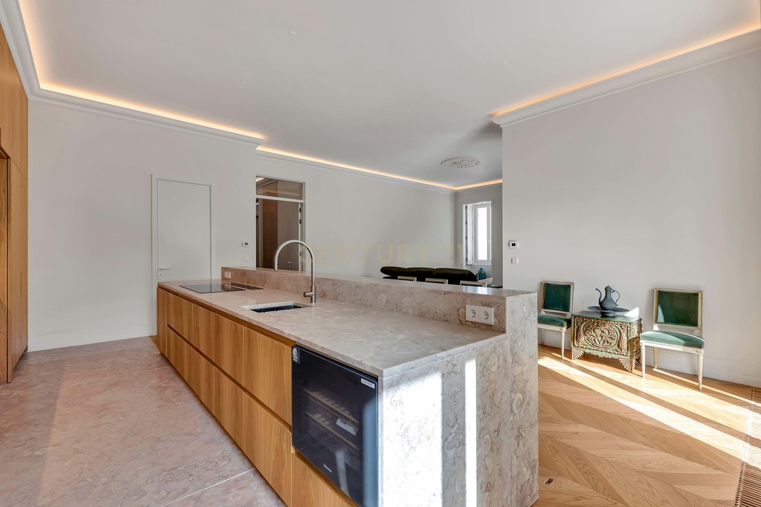 Apartment in Santo Antonio, Lisbon, Portugal 4 - 16281249