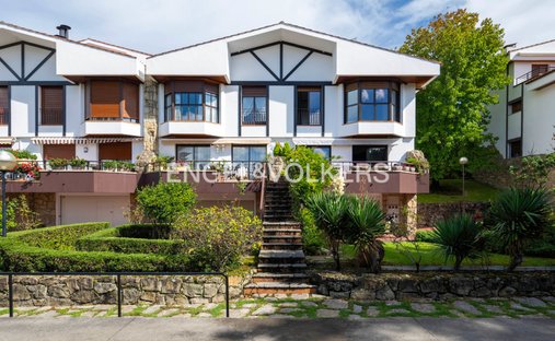 House in Ipar-Ekialdea, Donostia-San Sebastian, Spain 1