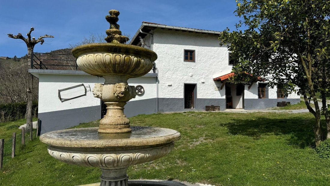 Country House in Mendaro, Basque Country, Spain 3 - 15192382