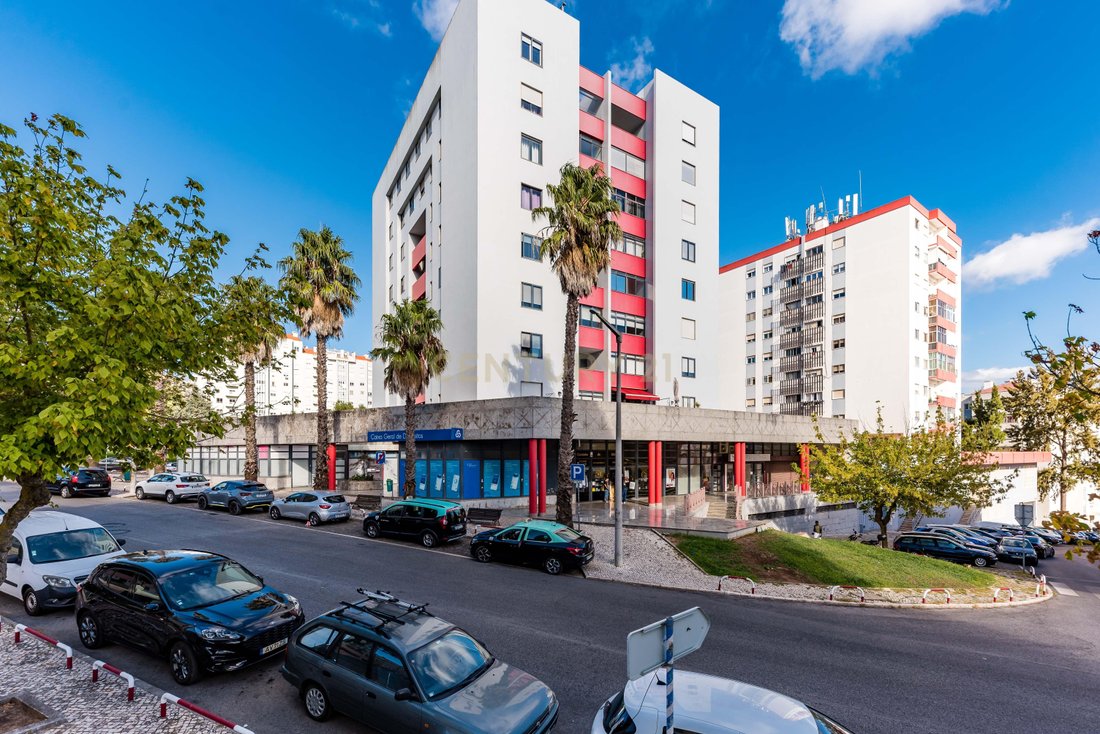 Apartment in Ramada e Canecas, Lisbon, Portugal 3 - 16281222