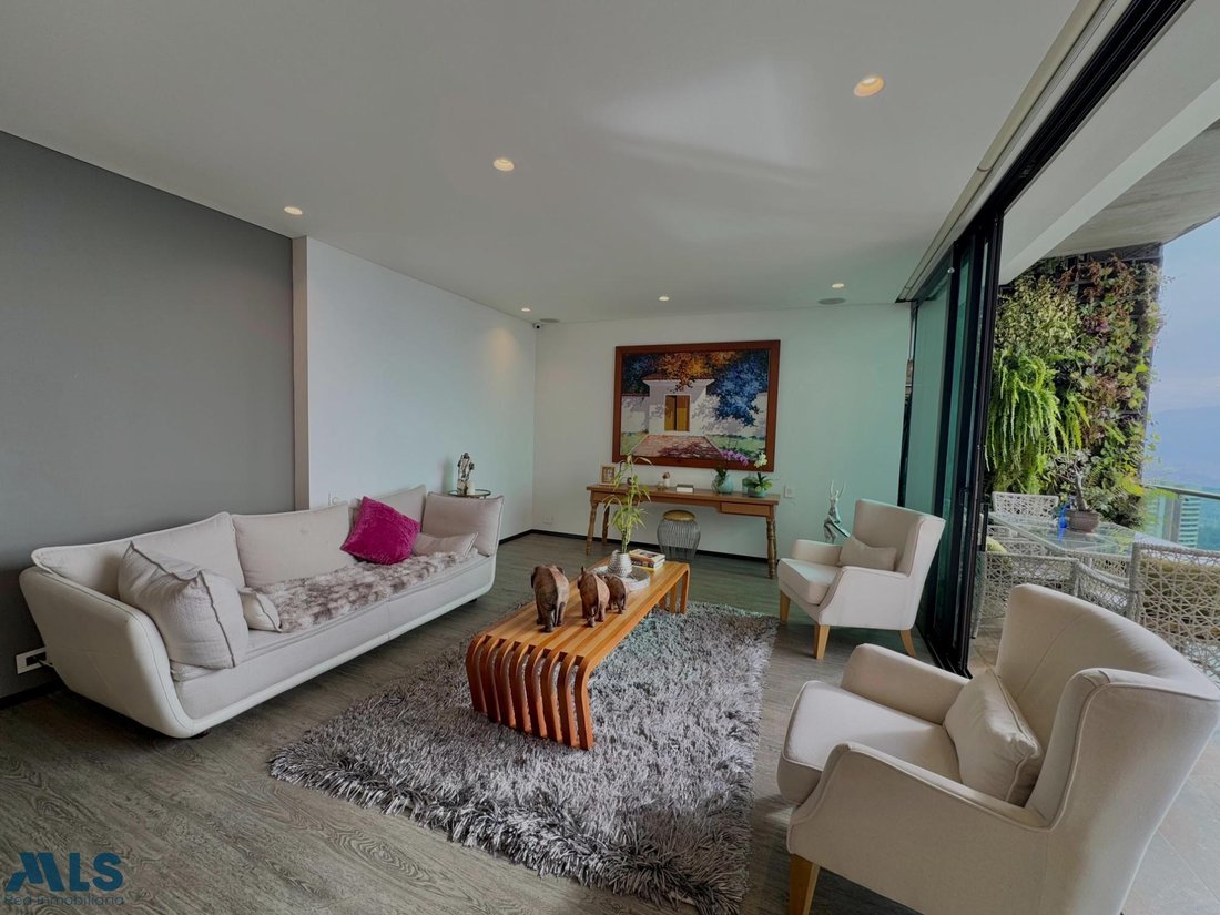 Apartment in Medellín, Antioquia, Colombia 4 - 16280965
