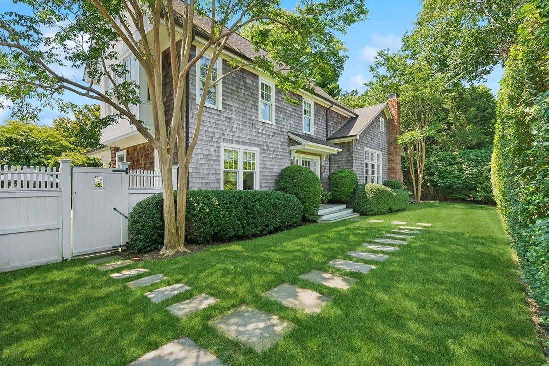 Southampton, New York, United States 2 - 16279955