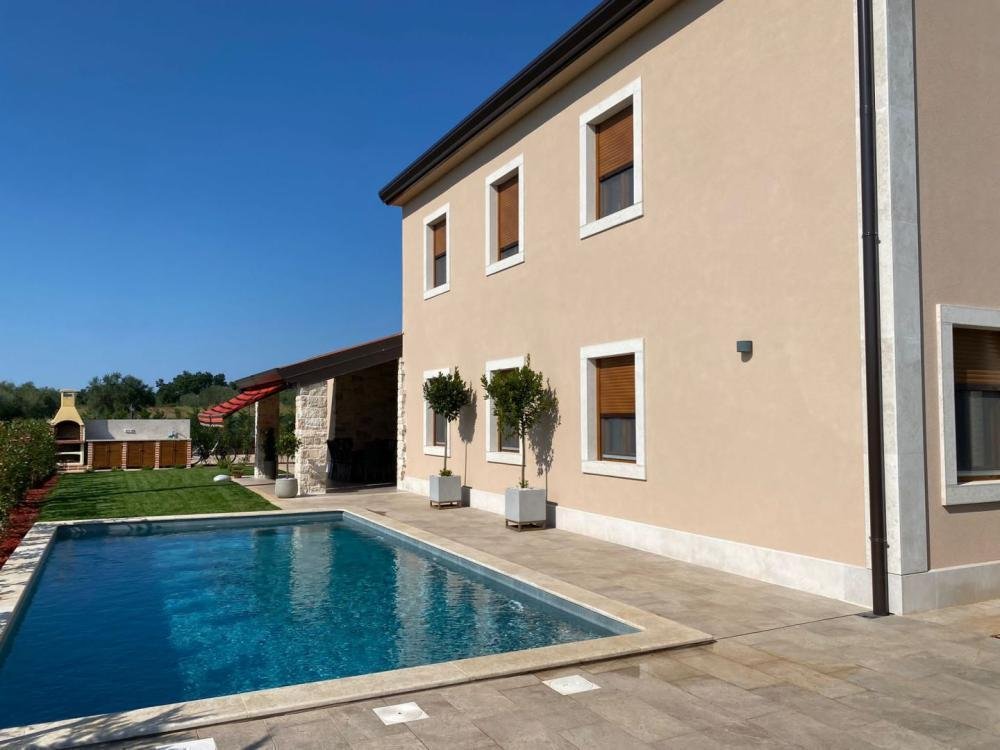 Villa in Karigador, Istria County, Croatia 1 - 16280029