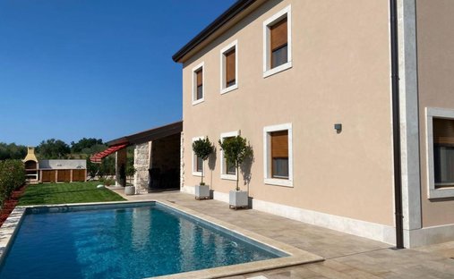 Villa in Karigador, Istria County, Croatia 1
