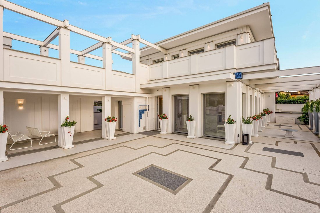 Villa in Center, Forte dei Marmi, Tuscany 1 - 16280037
