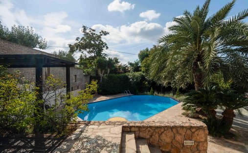 House in Dionysos, Attica, Greece 1