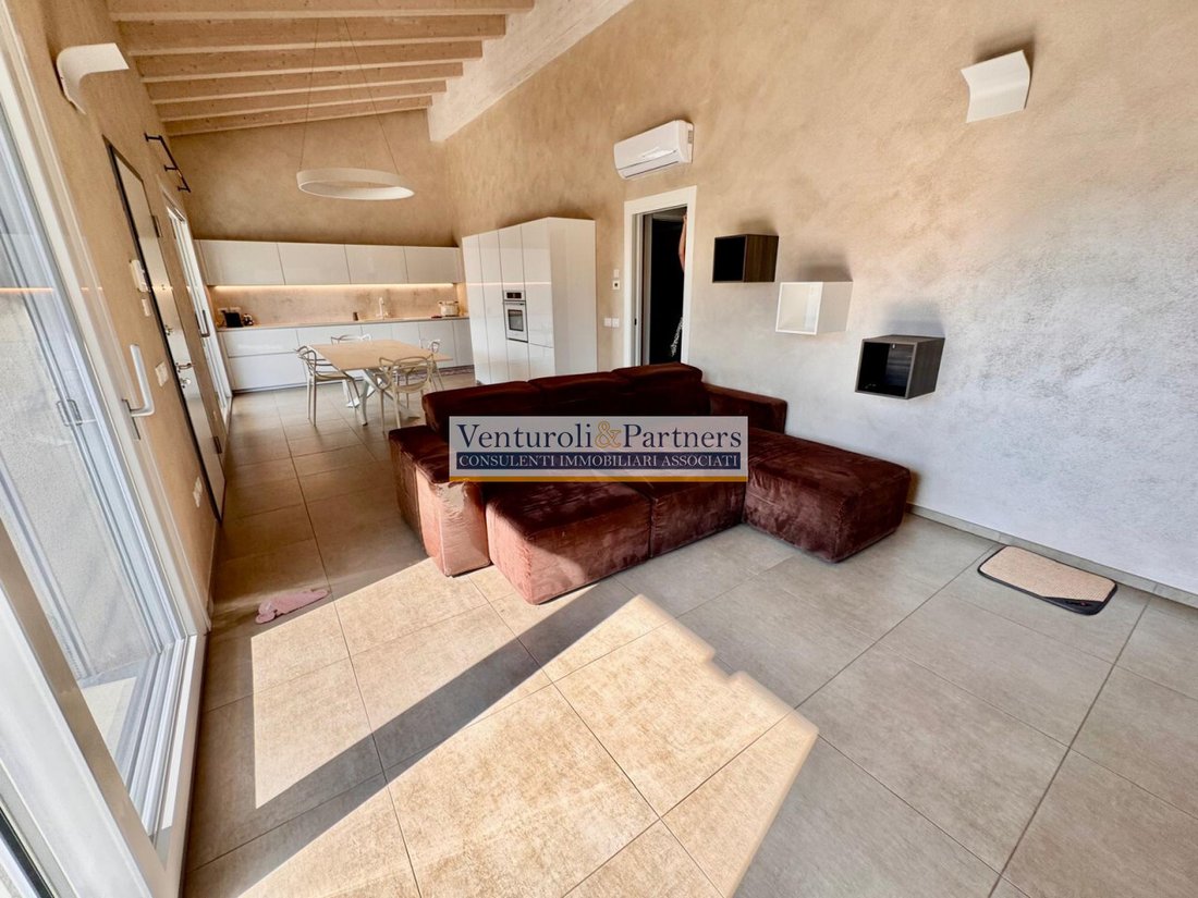 Villa in Castel Venzago, Lonato del Garda, Lombardy 5 - 16280180