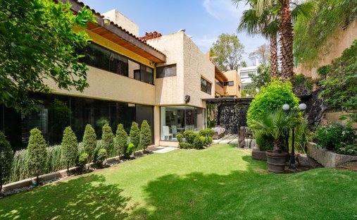 House in Santa Catarina Yecahuitzotl, Mexico City, Mexico 1