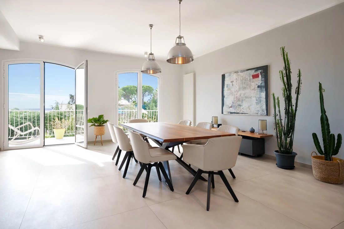 House in Mougins, Provence-Alpes-Côte d'Azur, France 4 - 16282437