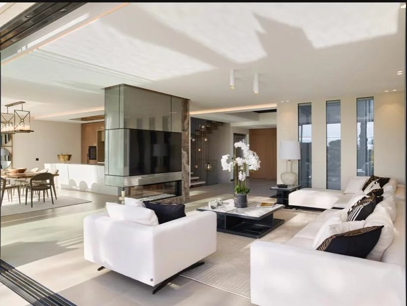 House in Saint Nicolas, Cannes, France 5 - 16282432