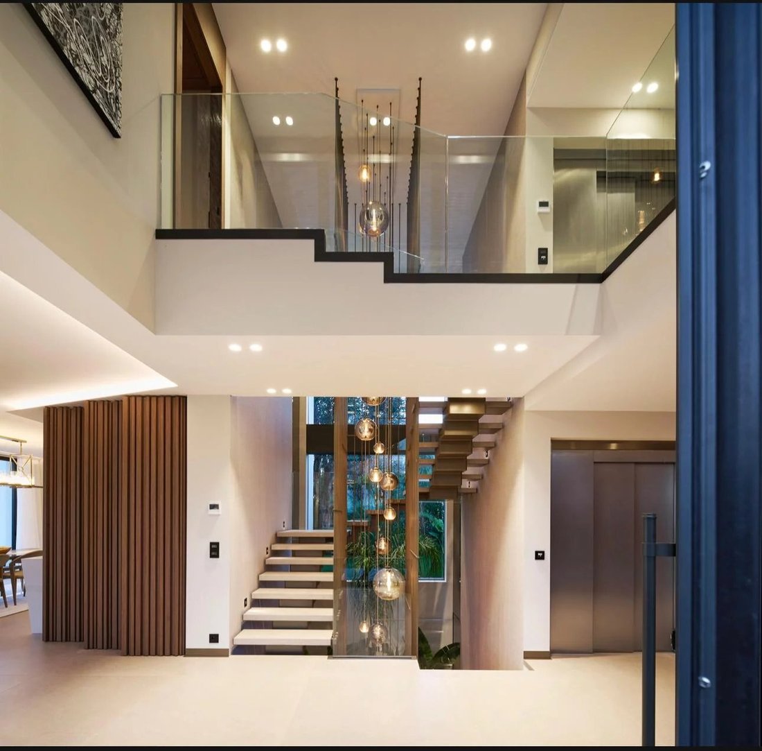 House in Saint Nicolas, Cannes, France 3 - 16282432