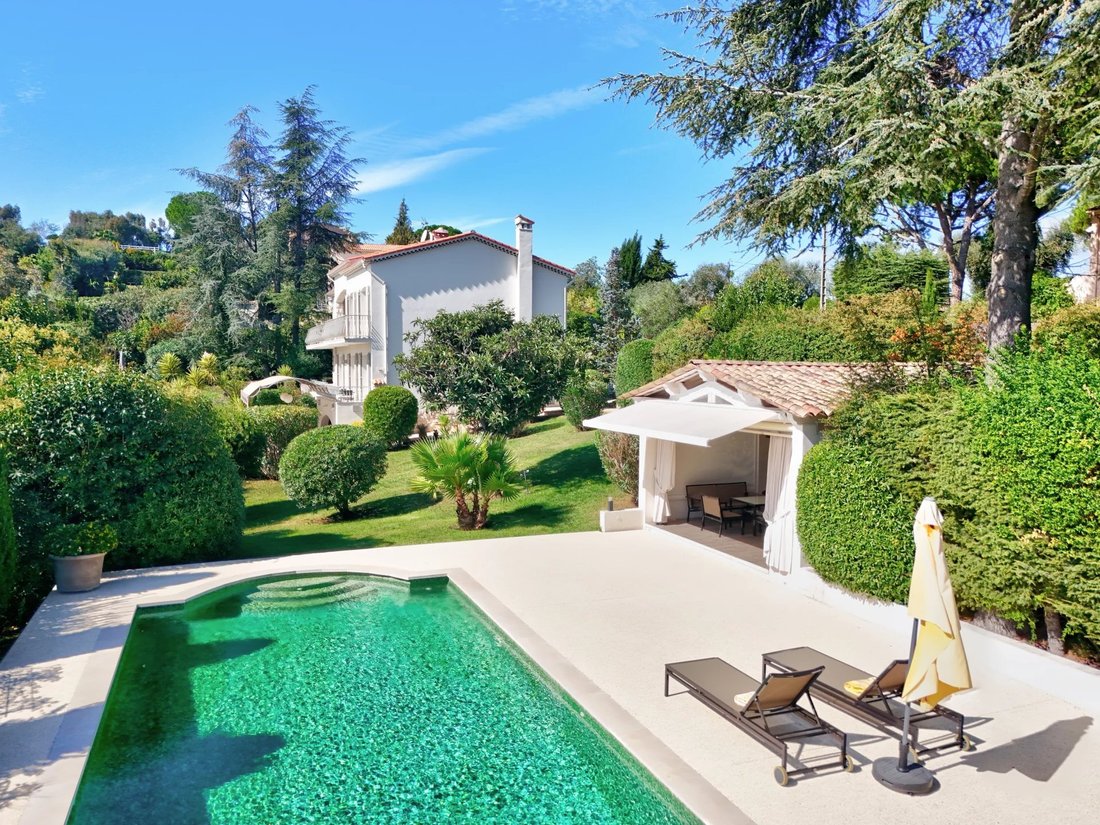 House in Mougins, Provence-Alpes-Côte d'Azur, France 2 - 16282437