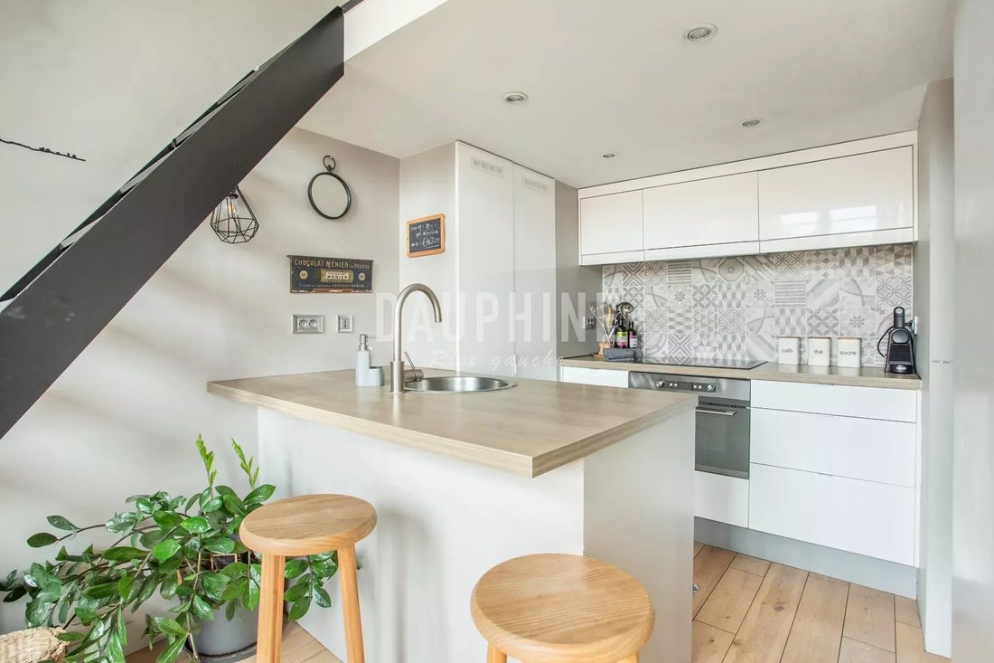 Apartment in Saint Placide, Paris 6e Arrondissement, Paris 5 - 16282813