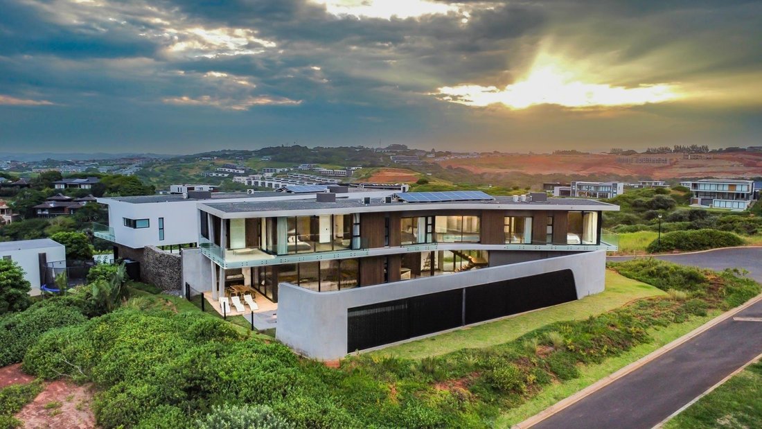 House in Dolphin Coast, KwaZulu-Natal, South Africa 1 - 16284781