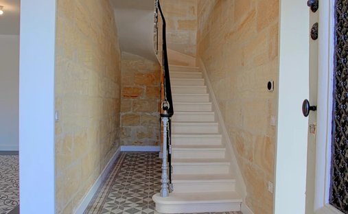 Castle for Sale in Langoiran, Nouvelle-Aquitaine, France