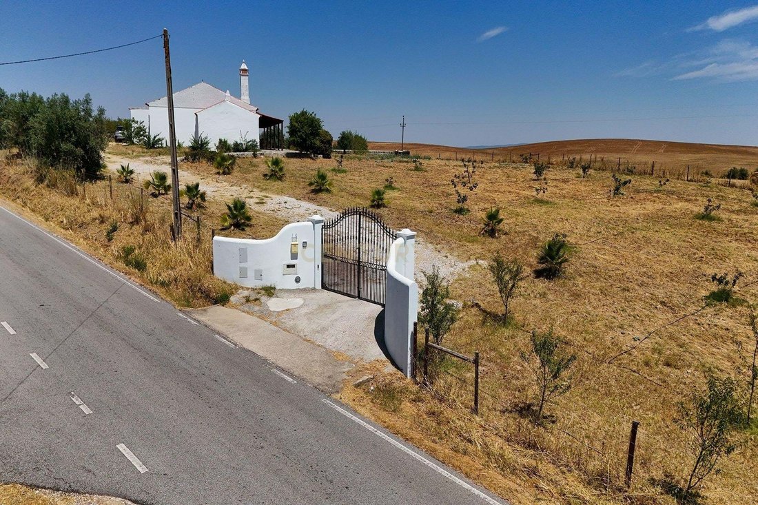 Farm Ranch in Capelins (Santo Antonio), Évora District, Portugal 2 - 16107119