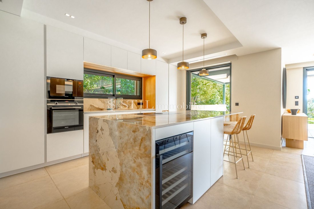 Villa in Ville-Les Saquedes-Le Bouillonnet, Sainte-Maxime, France 5 - 14020600