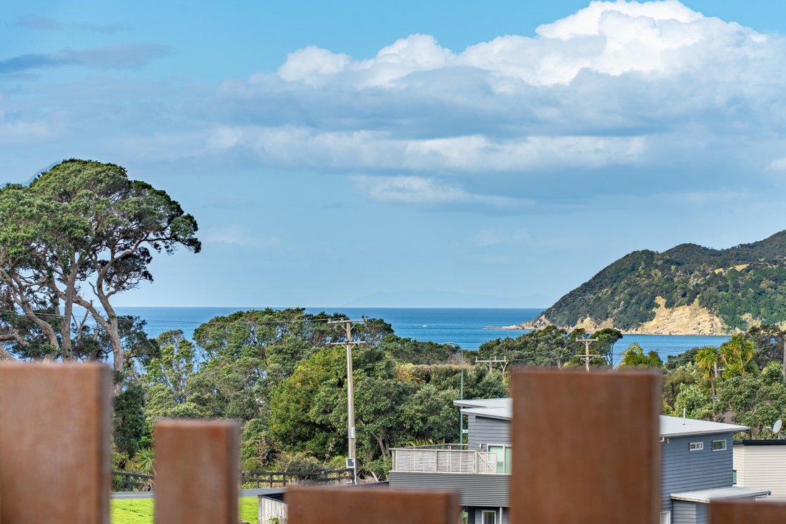 House in Langs Beach, Northland, New Zealand 5 - 16285852