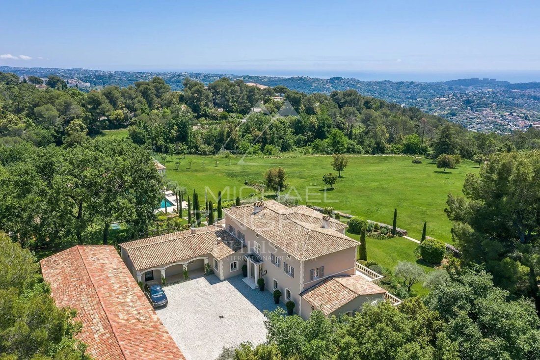 Villa in Centre du Village, La Colle-sur-Loup, France 4 - 16277602